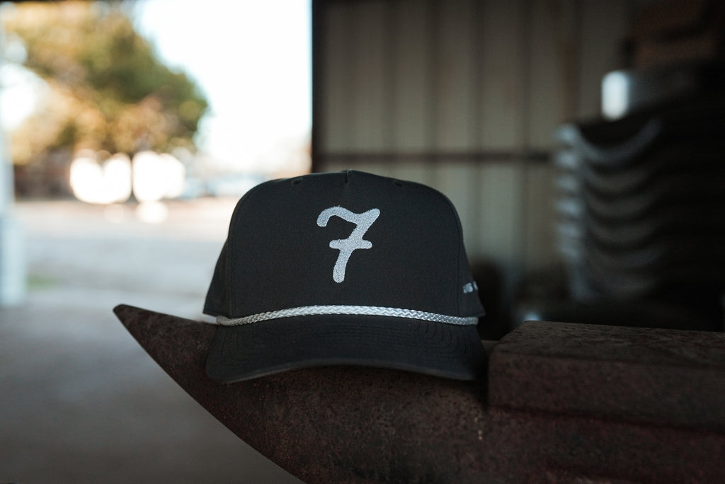 Davis Horse Co brand "7"